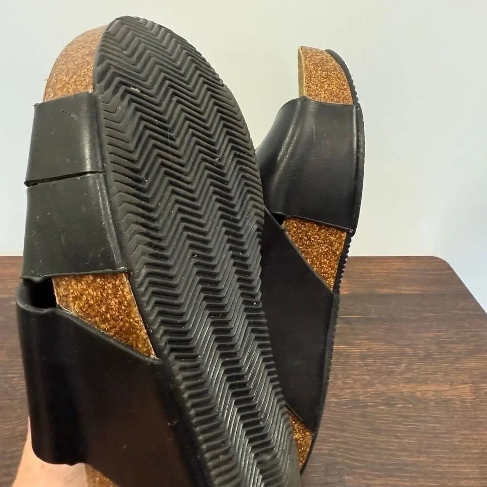PepPep Womens black cork low wedge slide size 8